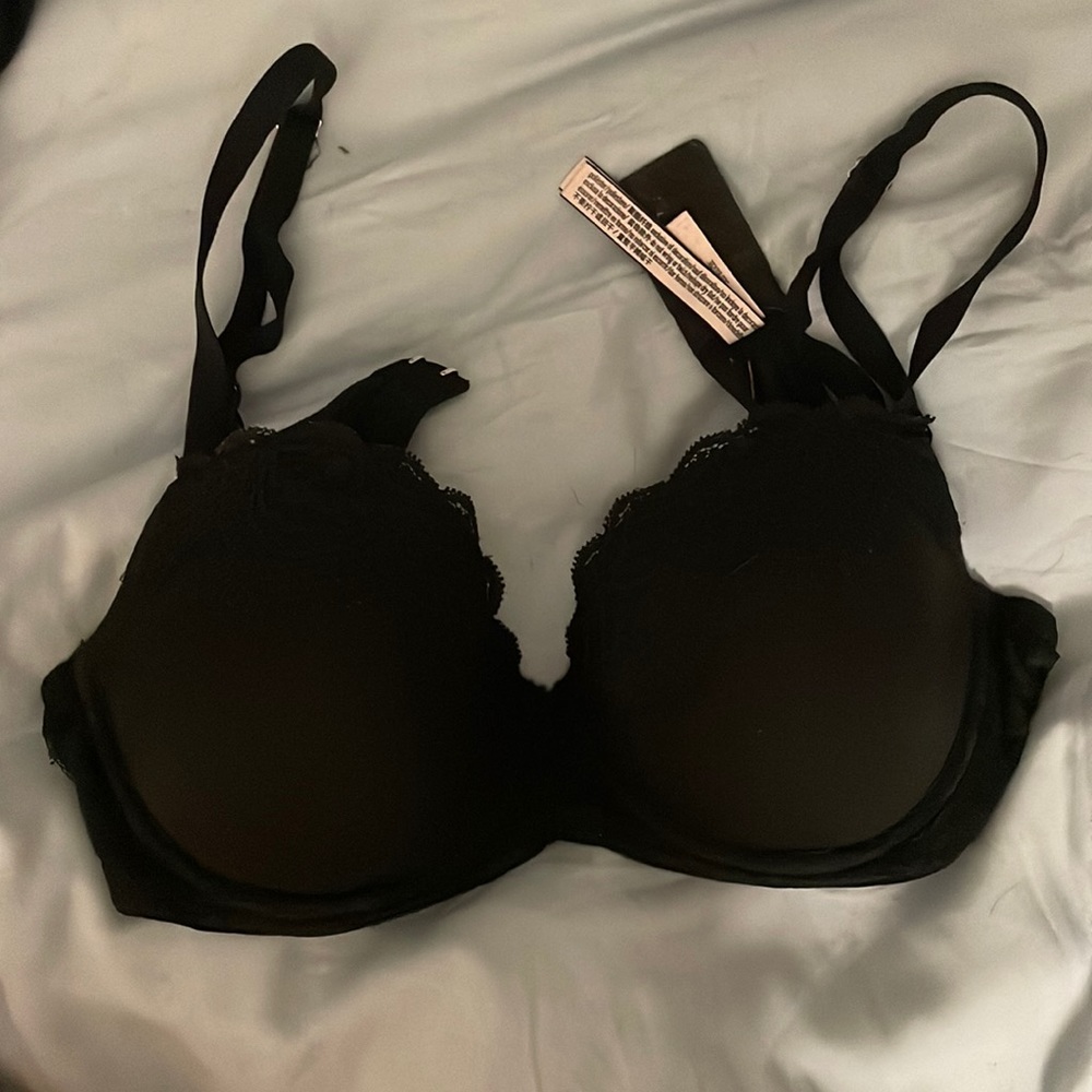 Victoria’s secret bra size 43D